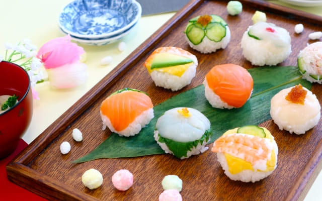 美味しいものを食べて、寝る