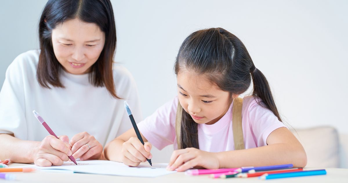 ASD（自閉スペクトラム症）のある小学生の特徴　親ができる対応を解説