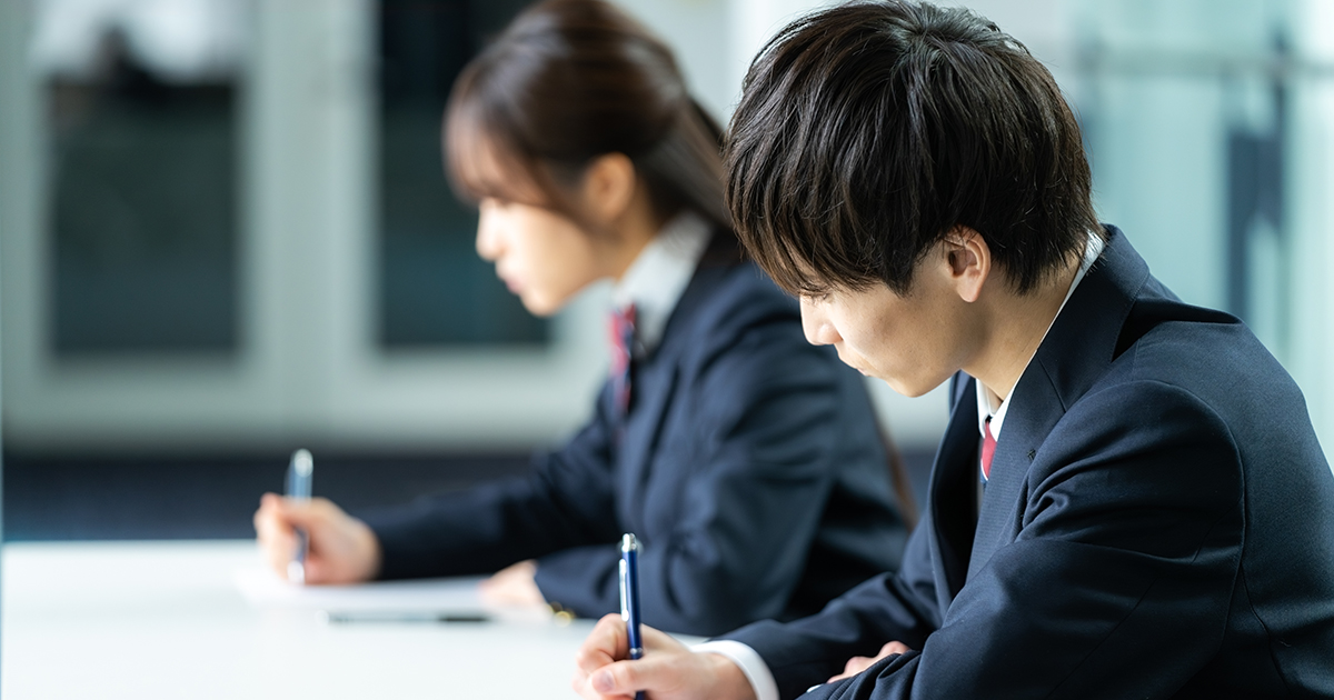 総合型選抜は、高校の欠席日数が多いと不利？影響や対策を紹介！